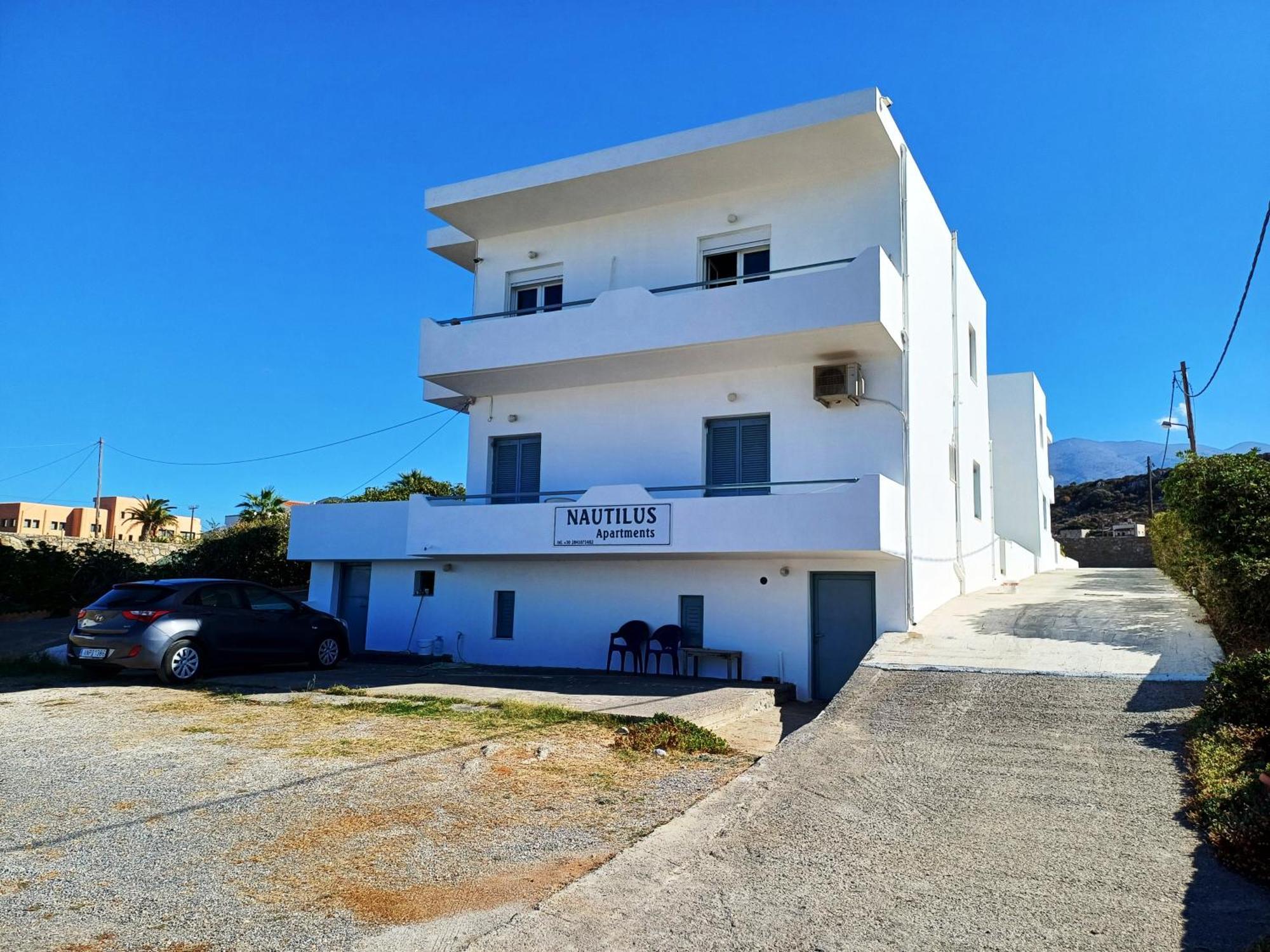 Nautilus Apartments Sissi Extérieur photo